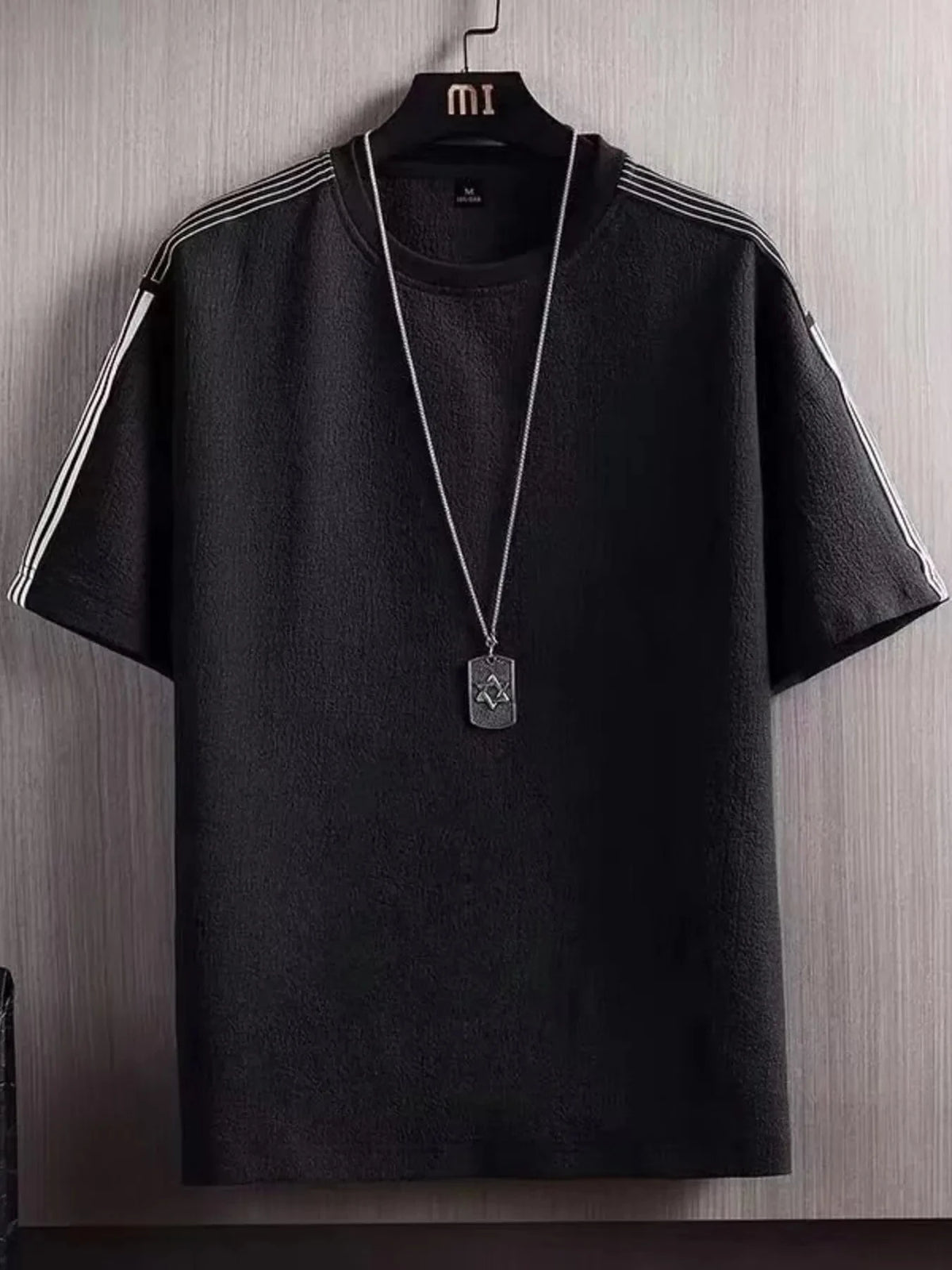 Men's Plus Size Textured Round Neck T-Shirt