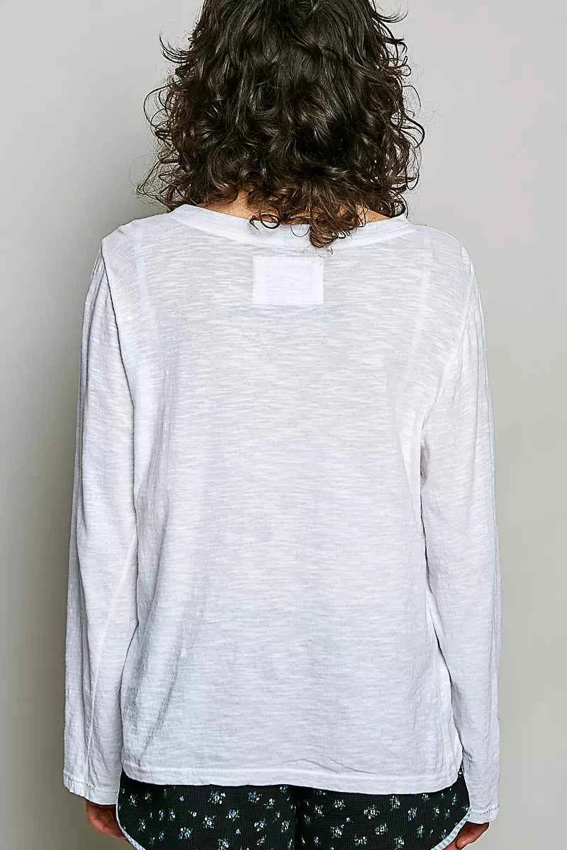 POL Contrast Hand-Stitch V-Neck Lightweight Knit Long Sleeve Top