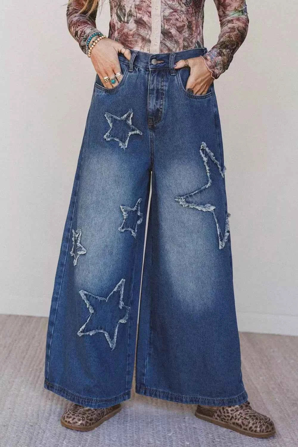 Star Decorated Wide Leg Jeans