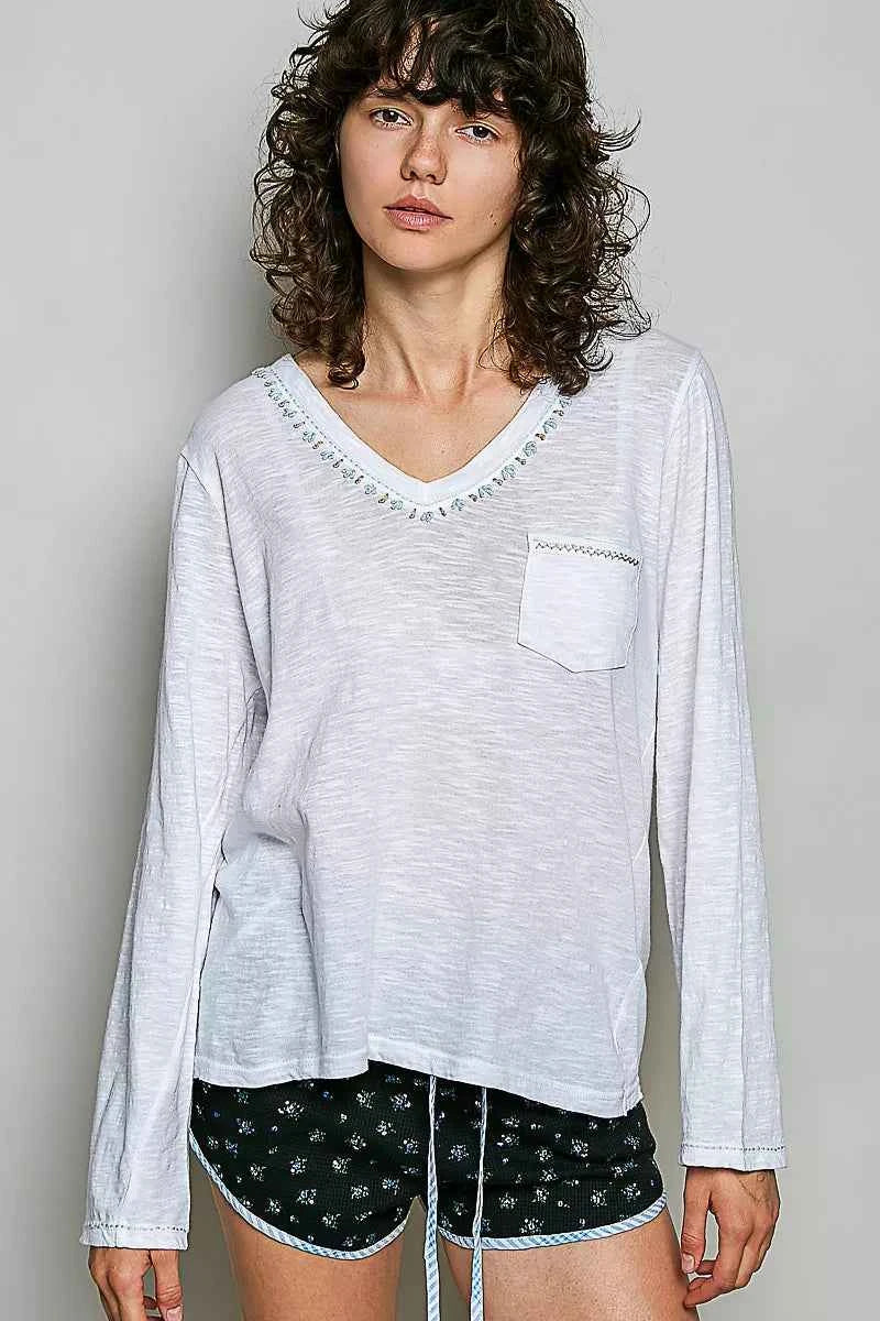 POL Contrast Hand-Stitch V-Neck Lightweight Knit Long Sleeve Top