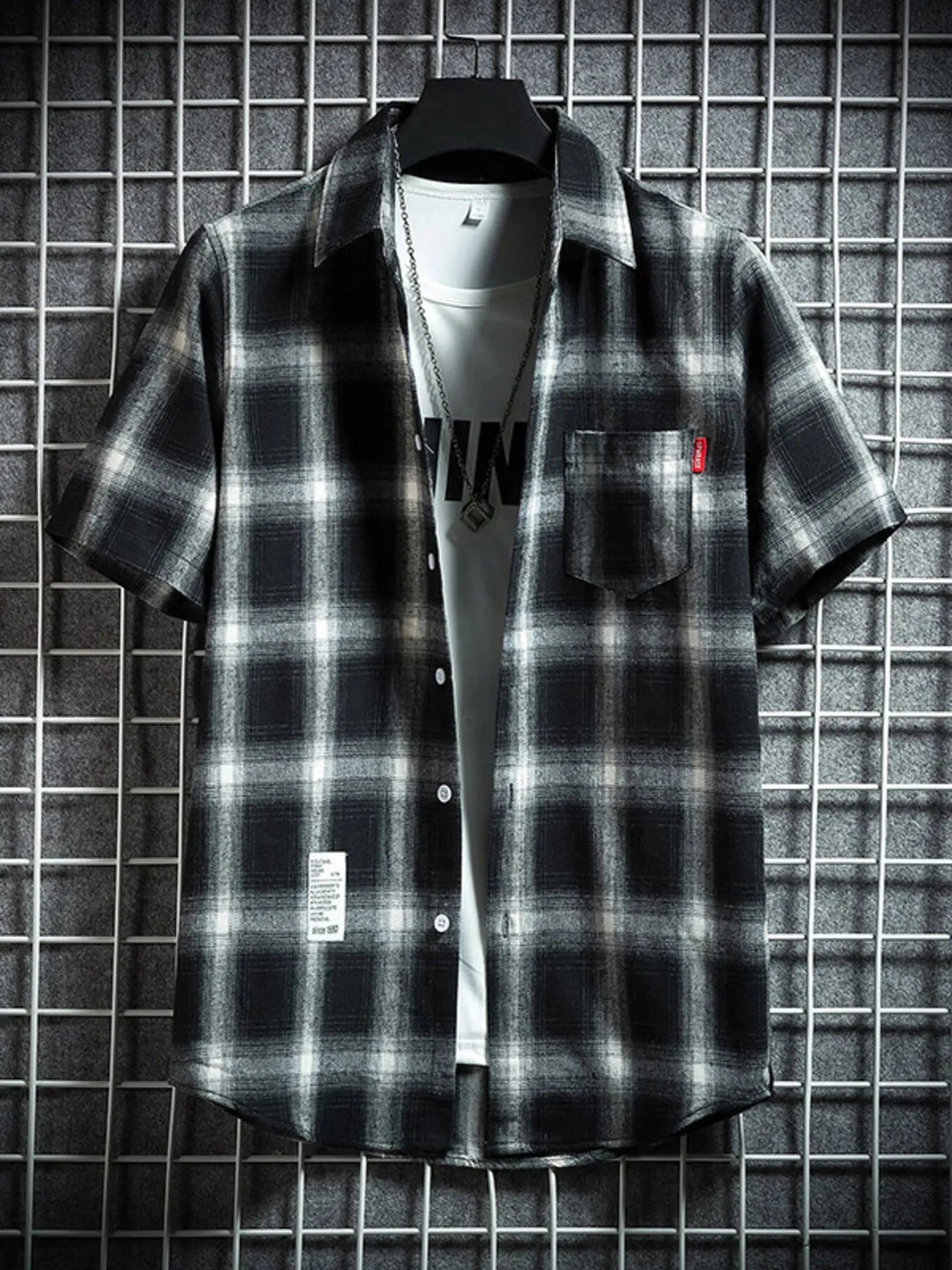 Men's Plus Size Plaid Button Up Short-Sleeve Shirt