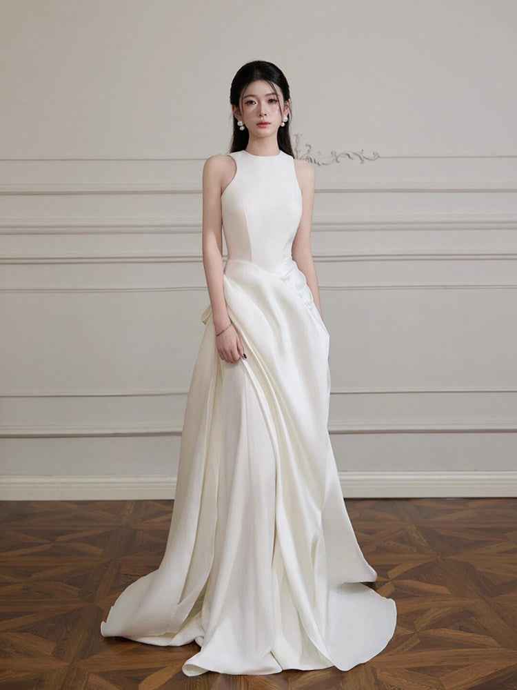 French-style Strapless Lightweight Wedding Dress Chic And Luxe Satin