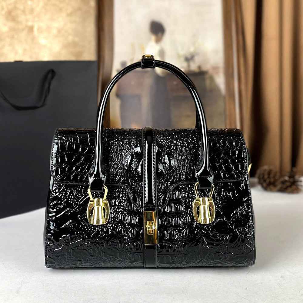 Retro Elegant Versatile Shoulder Bag