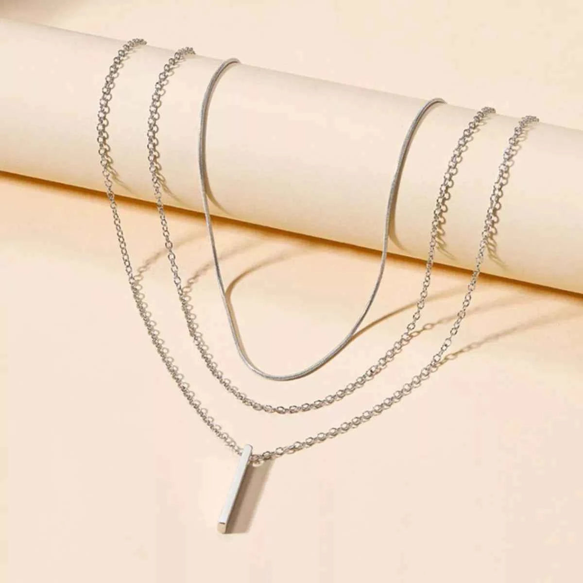 Three Layered Bar Pendant Necklace