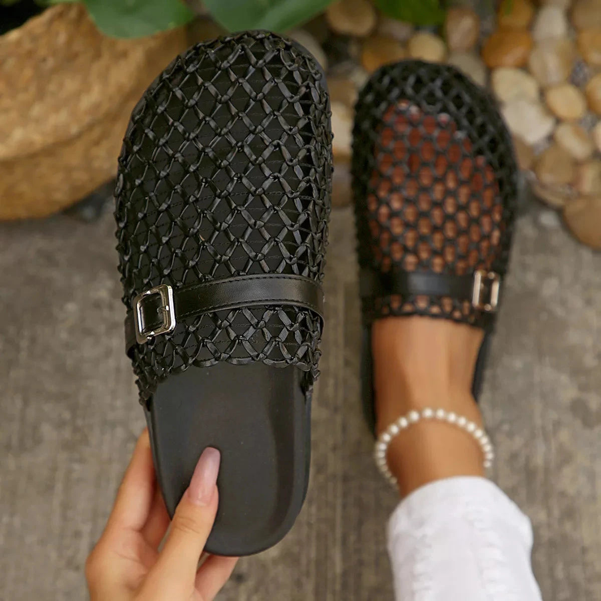 Breathable Buckle Decor Sandals