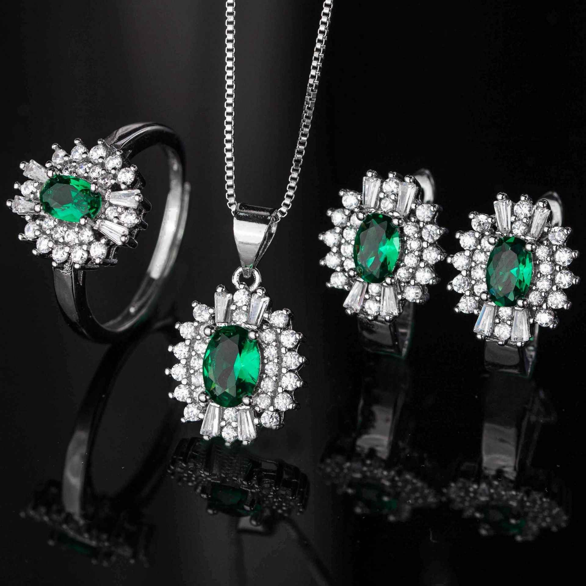 Shake Tone Live Hot Sale Set Full Diamond Color Treasure Necklace Set Simulation Ruby Rings Earrings Pendant Three-Piece Set